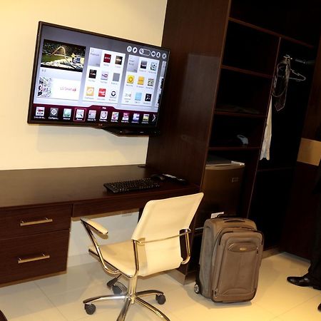 Business Class Prim'S Hotel Хаен Екстер'єр фото